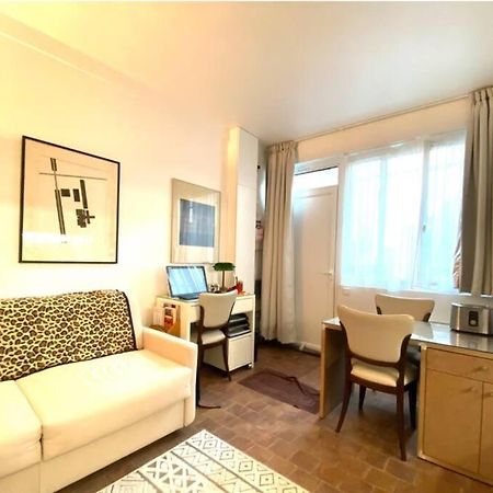 Tres Joli Studio En Plein Coeur Du 11Eme 巴黎 外观 照片