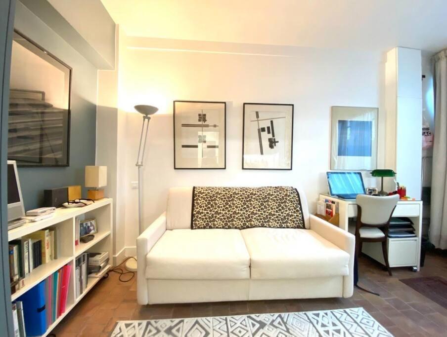 Tres Joli Studio En Plein Coeur Du 11Eme 巴黎 外观 照片